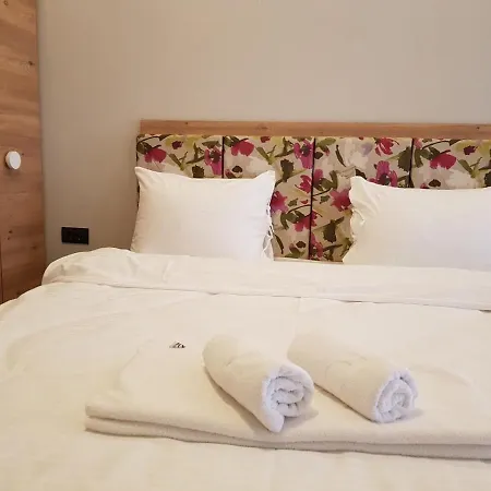 A1 Premier Milmari Apartman *